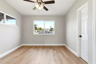 125 W Alru, Rialto, CA 92376 - Photo 29