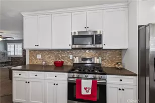 13689 Bryant St, Yucaipa, CA 92399 - Photo 9