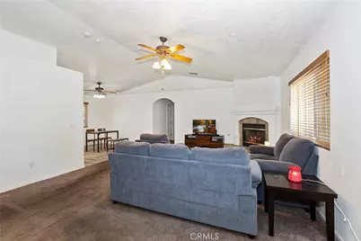 18904 Madrone, Hesperia, CA 92345 - Photo 7