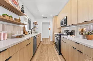 1521 Mural, Claremont, CA 91711 - Photo 11