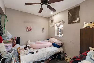 7032 Somerset, Paramount, CA 90723 - Photo 9