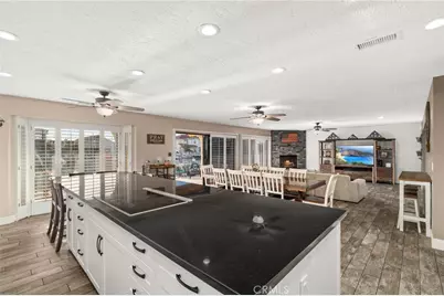 13520 Sea Gull Drive, Victorville, CA 92395 - Photo 17