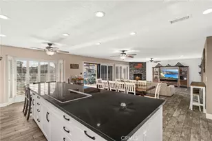 13520 Sea Gull Dr, Victorville, CA 92395 - Photo 17