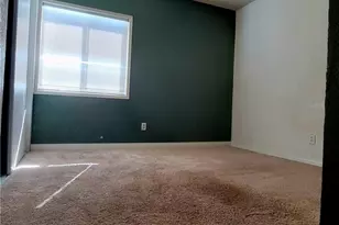 9454 Frankfort Ave, Fontana, CA 92335 - Photo 17