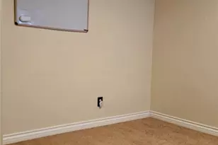 9454 Frankfort Ave, Fontana, CA 92335 - Photo 15