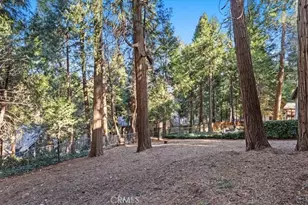 23698 Scenic Dr, Crestline, CA 92325 - Photo 37