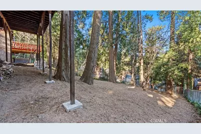 23698 Scenic Drive, Crestline, CA 92325 - Photo 33