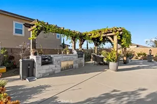 4050 Murphy Ct, Corona, CA 92881 - Photo 33