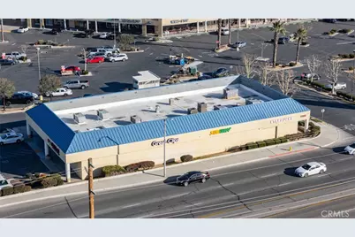 17080 Bear Valley Road, Victorville, CA 92395 - Photo 7