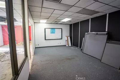 802 N E, San Bernardino, CA 92410 - Photo 9