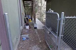 23950 Bowl Rd, Crestline, CA 92325 - Photo 15