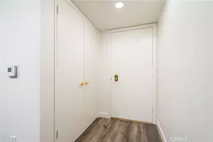 4915 Tyrone, Sherman Oaks, CA 91423 - Photo 3