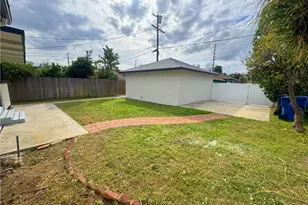 7017 Murietta Ave, Van Nuys, CA 91405 - Photo 21