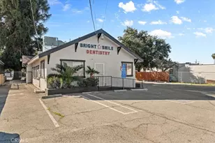 1020 E Florida Ave, Hemet, CA 92543 - Photo 1