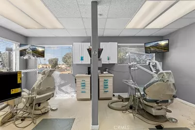 1020 E Florida Avenue, Hemet, CA 92543 - Photo 19