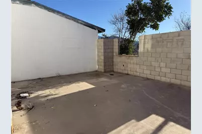19438 Kendall, San Bernardino, CA 92407 - Photo 71