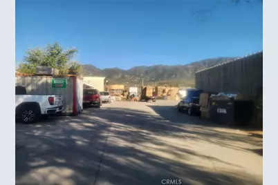 19438 Kendall, San Bernardino, CA 92407 - Photo 3