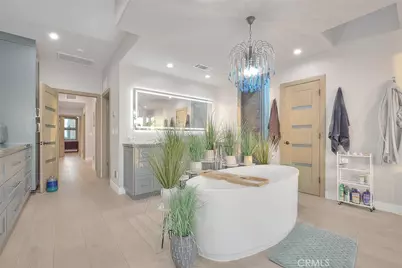 99 A Surfside, Surfside, CA 90743 - Photo 37