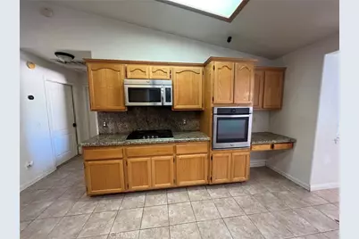 24030 Cahuilla, Apple Valley, CA 92307 - Photo 11