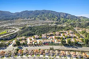 2320 Del Mar, Corona, CA 92882 - Photo 31