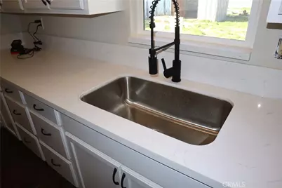 12639 Daisy, Boron, CA 93516 - Photo 11