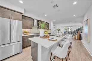 687 Doheny, Costa Mesa, CA 92627 - Photo 15