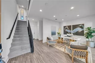 687 Doheny, Costa Mesa, CA 92627 - Photo 3