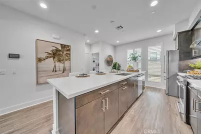 687 Doheny, Costa Mesa, CA 92627 - Photo 17
