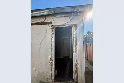 1359 E 108th, Los Angeles, CA 90059 - Photo 9