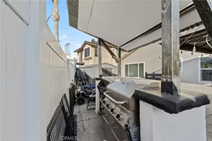 11466 Blackstone Ct, Fontana, CA 92337 - Photo 23