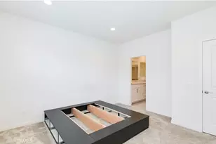 606 White Oaks, Lake Forest, CA 92610 - Photo 7