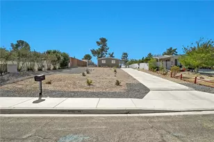 13984 Victoria Dr, Victorville, CA 92395 - Photo 3