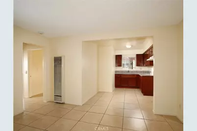 9715 S Broadway, Los Angeles, CA 90003 - Photo 7