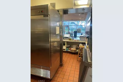 565 N Commonwealth Ave, Fullerton, CA 92831 - Photo 9