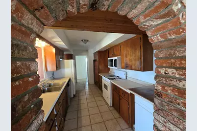 11067 Maureen, Cherry Valley, CA 92223 - Photo 13