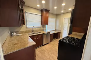 18147 Archwood St, Reseda, CA 91335 - Photo 17