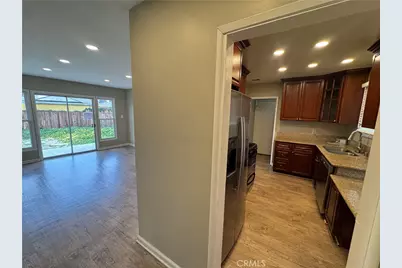 18147 Archwood Street, Reseda, CA 91335 - Photo 11