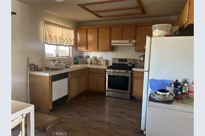 8915 3rd Avenue, Hesperia, CA 92345 - Photo 3