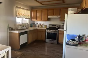 8915 3rd Ave, Hesperia, CA 92345 - Photo 3