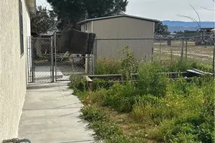 8915 3rd Ave, Hesperia, CA 92345 - Photo 5