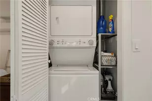 145 E Green St, Claremont, CA 91711 - Photo 29