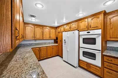 1418 Winston Court, Upland, CA 91786 - Photo 17