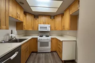 2160 Blackberry Cir, Oxnard, CA 93036 - Photo 5