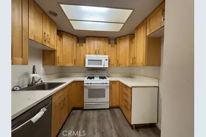 2160 Blackberry Circle, Oxnard, CA 93036 - Photo 5