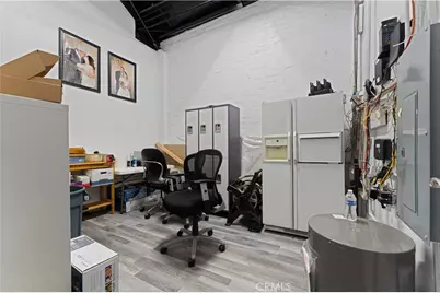 6265 Van Nuys Boulevard, Van Nuys, CA 91401 - Photo 29