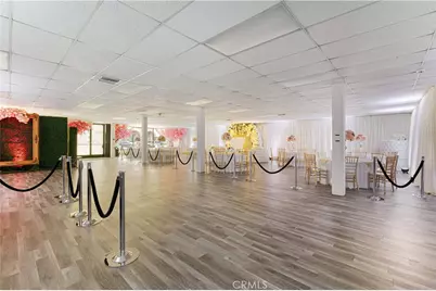 6265 Van Nuys Boulevard, Van Nuys, CA 91401 - Photo 41