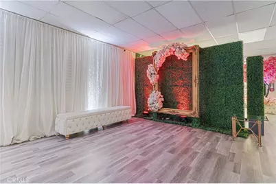 6265 Van Nuys Boulevard, Van Nuys, CA 91401 - Photo 39