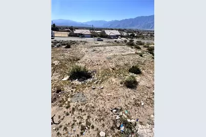 67856 Hacienda Avenue, Desert Hot Springs, CA 92240 - Photo 11