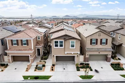 16763 Plantain, Fontana, CA 92336 - Photo 5