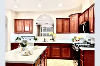 13953 Tawney Ridge Ln, Victorville, CA 92394 - Photo 5